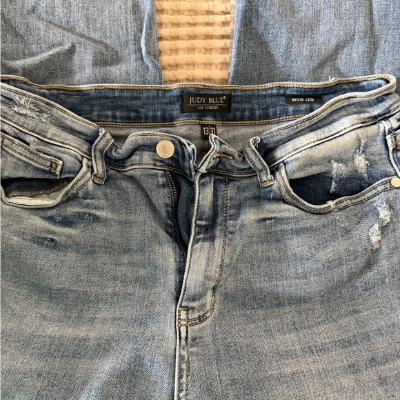 Judy Blue Light Blue Frayed Hem Wide Leg Jeans - Picture 4 of 4